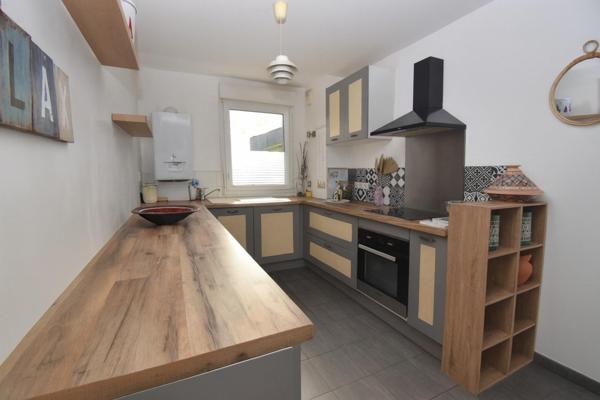 À Lesquin – Semi-individuelle récente avec grand jardin et panneaux photovoltaïques