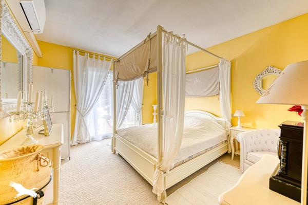 Maison à vendre |  Argenteuil |  6 pièces | 165,4 m²