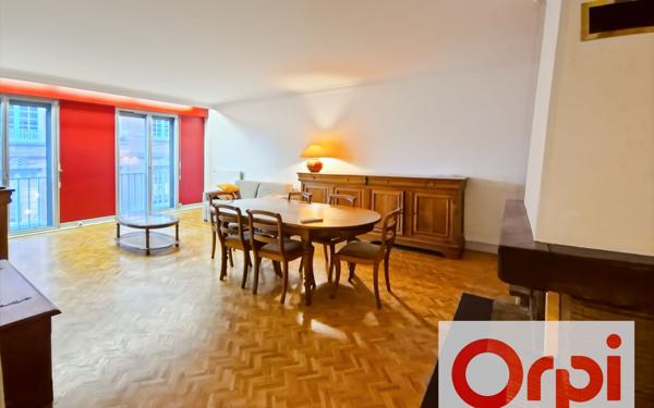 Appartement à louer    3 pièces •  Grenade