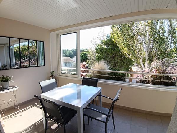 Appartement T4 de 78,81m² avec terrasse, loggia, garage et PK