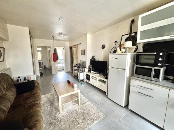 Appartement 150 000 € Castanet-Tolosan 2 p 39 m² DPE F
