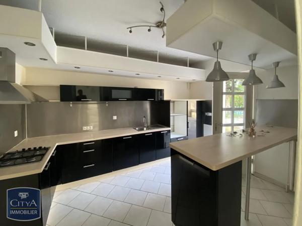 Appartement à louer 6 pièces 124.59m² Jonage (69330)
