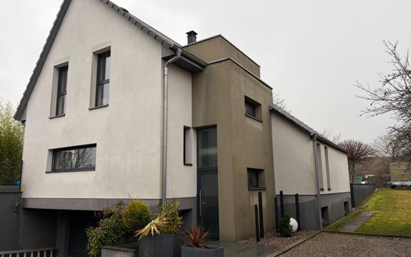 Maison à vendre    4 pièces •  Berrwiller