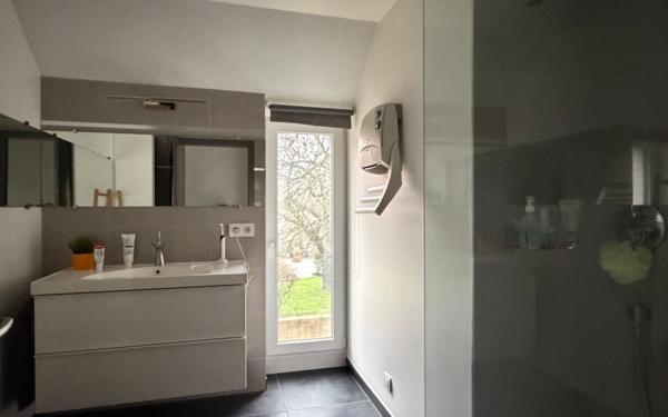 Maison à vendre    4 pièces •  Berrwiller