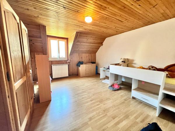 Vaste maison de 180 m² comprenant 5 chambres