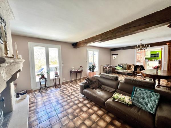 Vaste maison de 180 m² comprenant 5 chambres