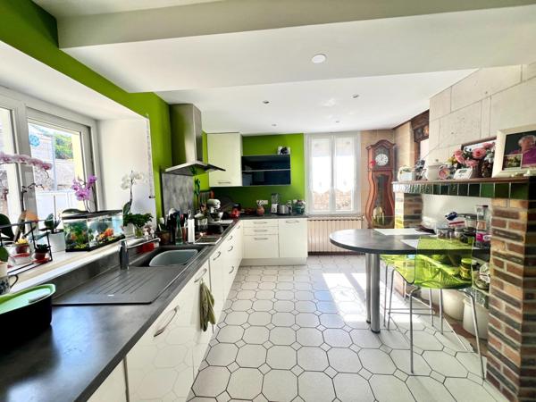 Vaste maison de 180 m² comprenant 5 chambres