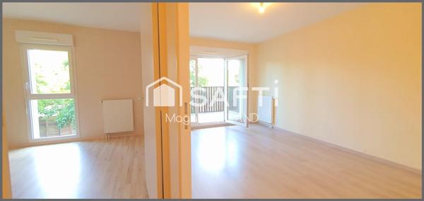 APPARTEMENT AVEC BALCON , JOLIE VUE , ENVIRONNEMENT AGREABLE