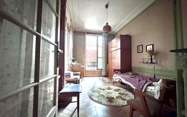 Appartement à vendre    3 pièces • 64,78 m2 Paris 12