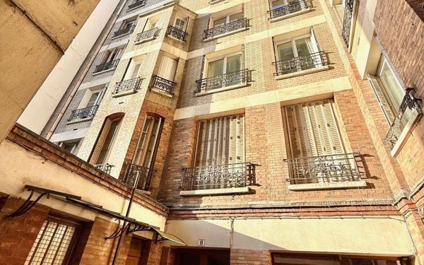 Appartement à vendre    3 pièces • 64,78 m2 Paris 12