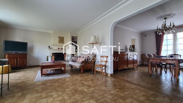 Grande maison familiale avec 5 chambres  – 152 m² habitables – 2 garages – Terrain 2900 m²