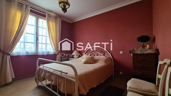 Grande maison familiale avec 5 chambres  – 152 m² habitables – 2 garages – Terrain 2900 m²