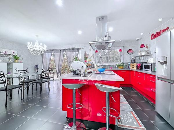 Superbe MAISON d'env.160 m2 à VENDRE à CEPOY 45120