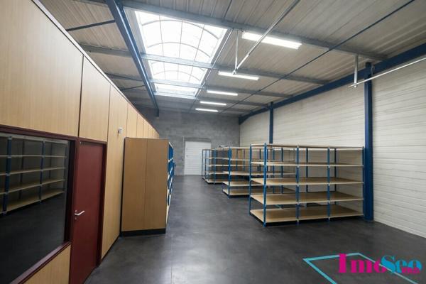 ENTREPOT à VENDRE