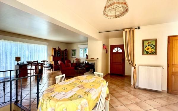 Maison à vendre    4 pièces •  Istres
