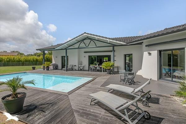 Maison à vendre 1 250 400 € Gujan-Mestras 5 p 161 m² DPE A