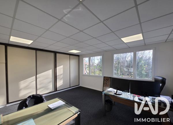 Murs commerciaux  à vendre 137 m² Évry-Courcouronnes