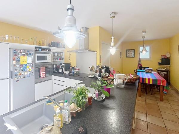 Maison à vendre 369 600 € Saint-Amant 7 p 240 m² DPE B