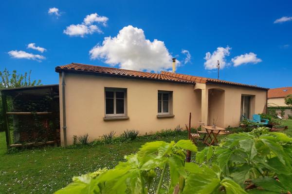 Sèvres-Anxaumont (86800) Plain-pied 2001, 3 chambres, garage et jardin – Sèvres-Anxaumont