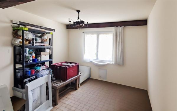 Maison à vendre    5 pièces •  Roquemaure