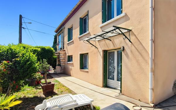 Maison à vendre    5 pièces •  Roquemaure