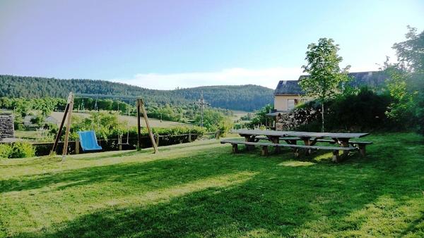 Gite dans propriété d'exception de 340 m2 entre Gorges du Tarn et Aubrac