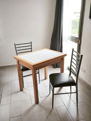 Studio bord de mer avec terrasse