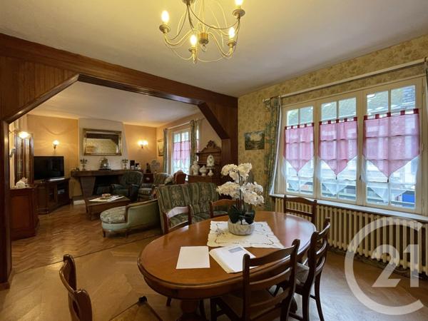 Immeuble à vendre  280 m2 GUISE - 02