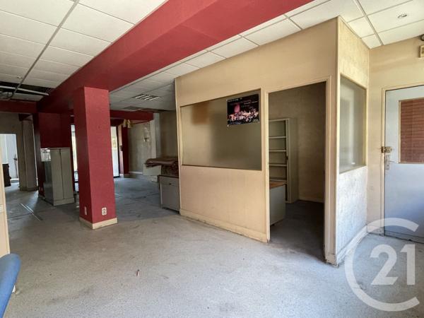 Immeuble à vendre  280 m2 GUISE - 02