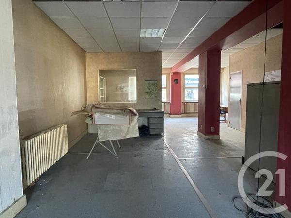 Immeuble à vendre  280 m2 GUISE - 02