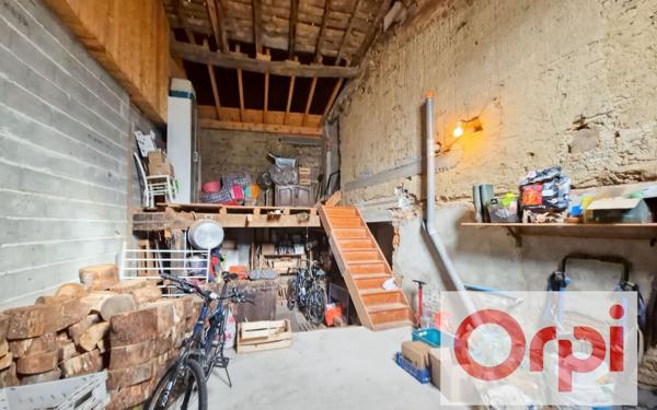 Maison à vendre    6 pièces •  Grenade