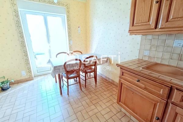 Longère en pierre avec 2 hectares de prairie