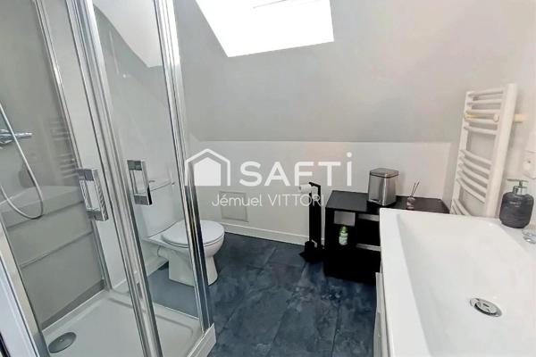 Longère en pierre avec 2 hectares de prairie