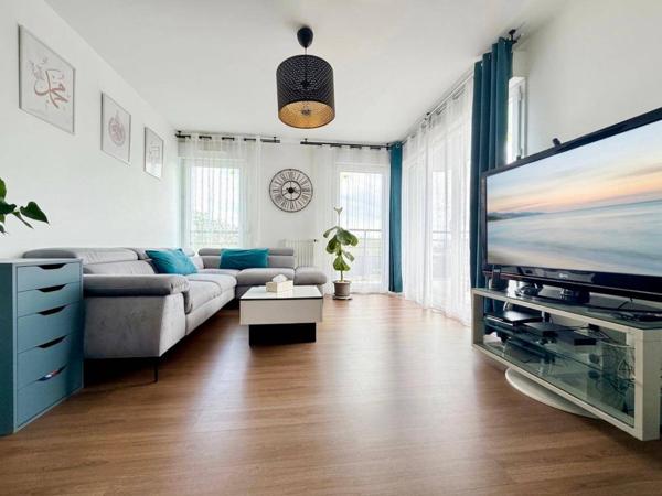 T3 RÉCENT – TERRASSE SUD-OUEST – PARKING BOXABLE – GARE PIED D'IMMEUBLE