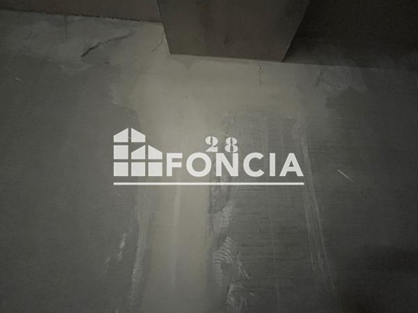 Location Parking 32.3 m² - 33 RUE DU 11 NOVEMBRE Vienne 38200