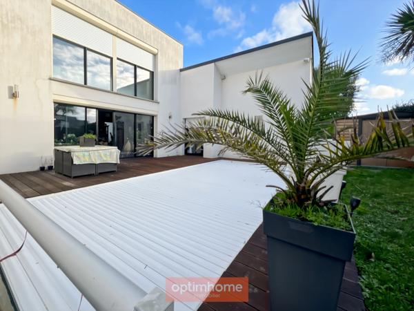 🏡 Maison d’architecte avec piscine à La Mézière – Un cocon plein de charme aux portes de Rennes