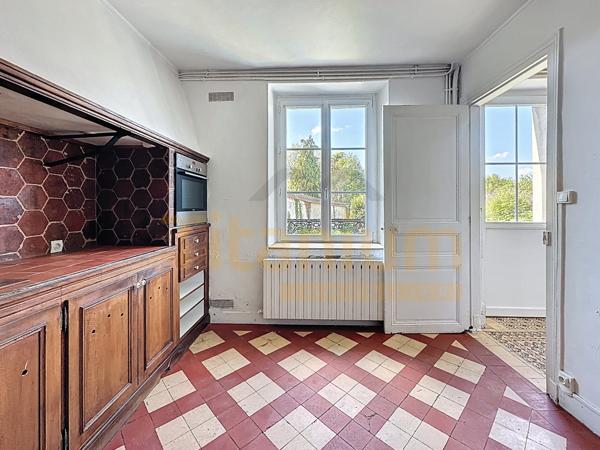 Gisors (27140) Opportunité à saisir : maison avec dépendance et grand espace à aménager 4 km Gisors