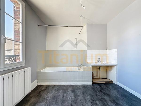 Gisors (27140) Opportunité à saisir : maison avec dépendance et grand espace à aménager 4 km Gisors