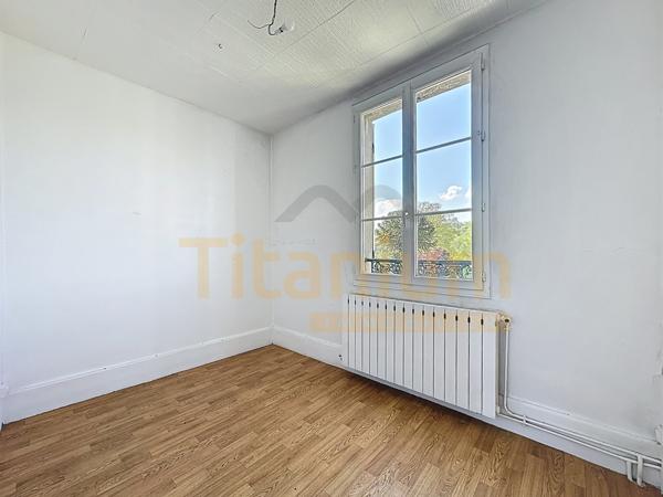 Gisors (27140) Opportunité à saisir : maison avec dépendance et grand espace à aménager 4 km Gisors