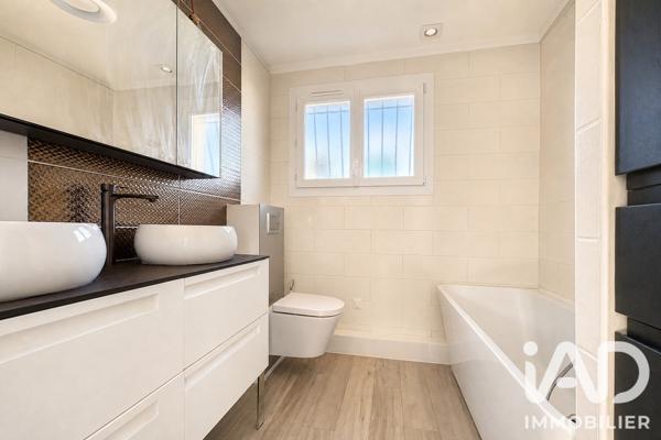 Maison à vendre 5 pièces 118 m² Manduel