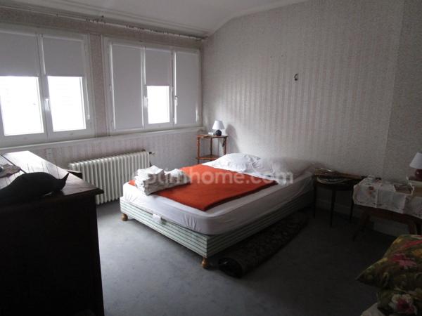 APPARTEMENT ET LOCAL COMMERCIAL