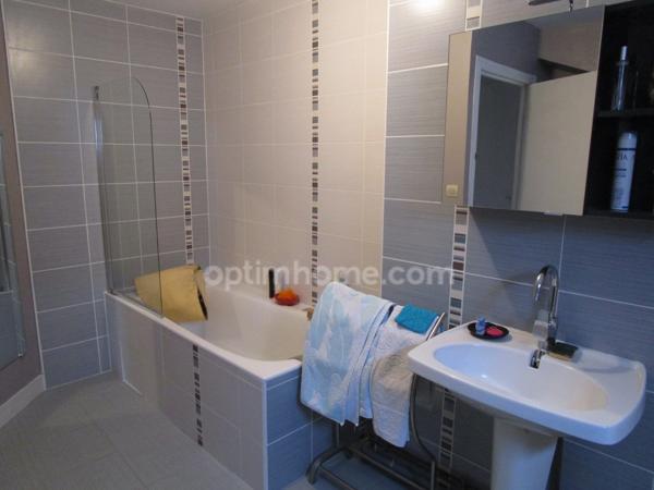 APPARTEMENT ET LOCAL COMMERCIAL