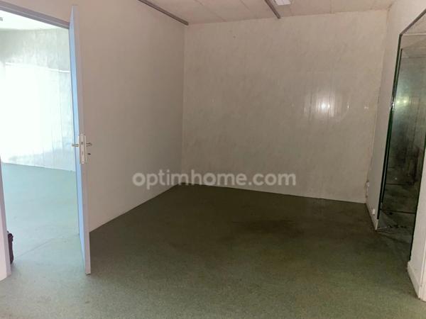 APPARTEMENT ET LOCAL COMMERCIAL