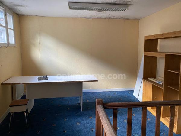 APPARTEMENT ET LOCAL COMMERCIAL