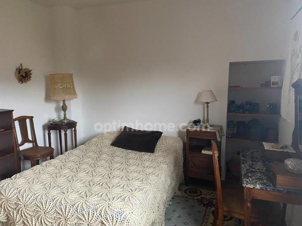 APPARTEMENT ET LOCAL COMMERCIAL