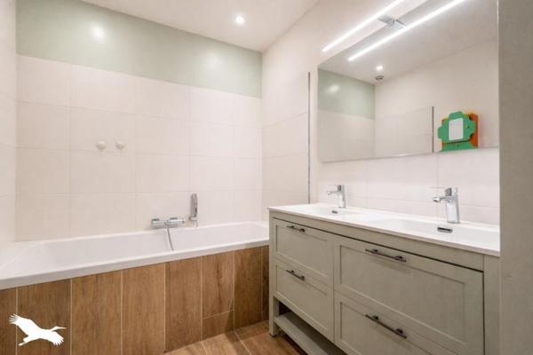 Appartement à vendre |                                       Bordeaux |                                        4 pièces  |  101 m²