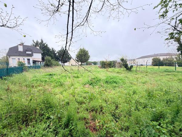 Hors lotissement, Terrain constructible 1045 m2