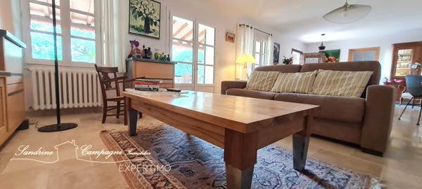 Mazan (84380) à deux pas du coeur du village, VILLA DE CHARME superbement rénovée