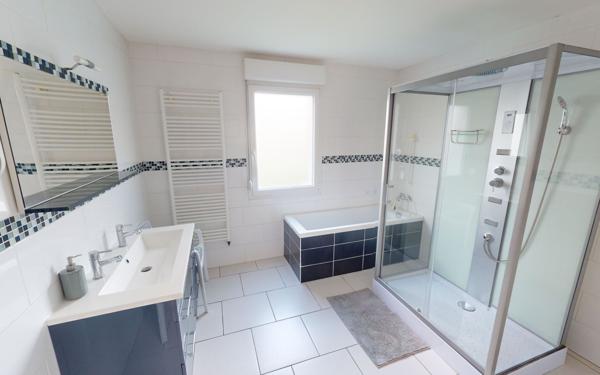 Maison à vendre    5 pièces •  Yutz