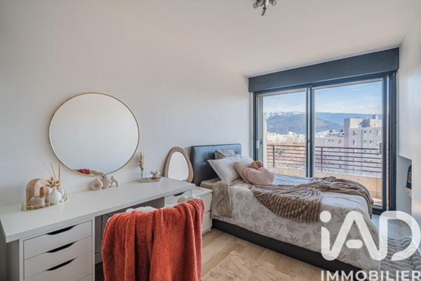Appartement à vendre 4 pièces 84 m² Grenoble